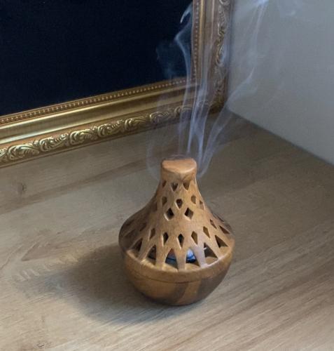 مبخرة تراثية فاخرة