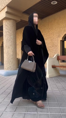 عباية لمياء