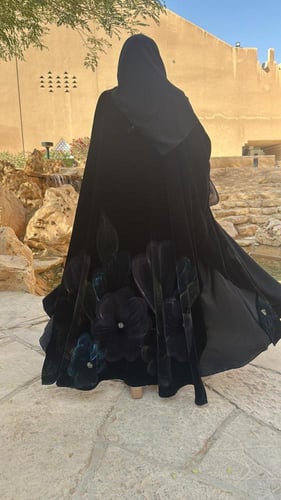 عباية لمياء