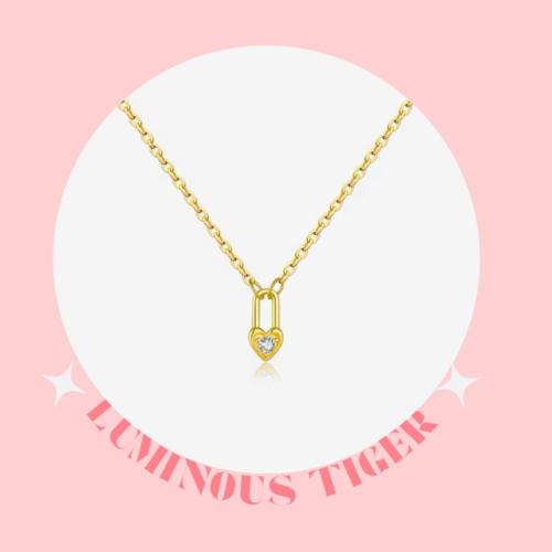 Love necklace gold