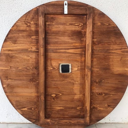 ساعة الصنوبر