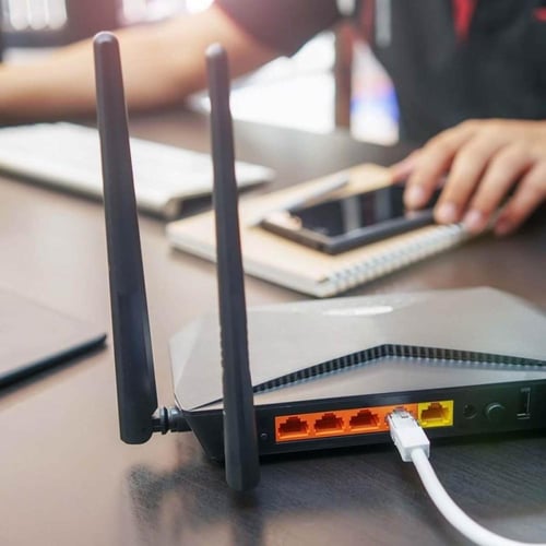 خدمة تركيب وتهيئة جهاز شبكة واحد – راوتر أو Access...