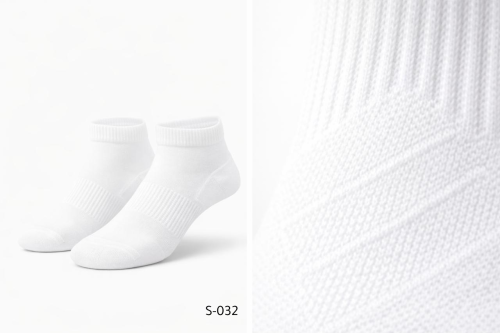 مجموعة جوارب قصيرة