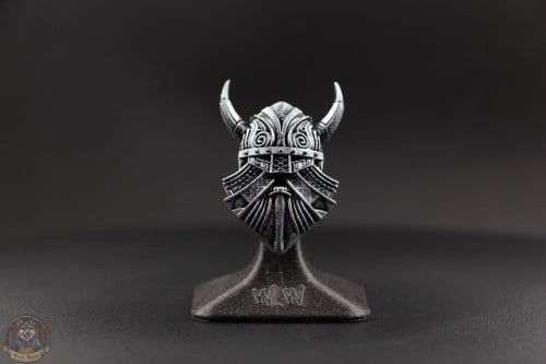 Viking Chieftain broche