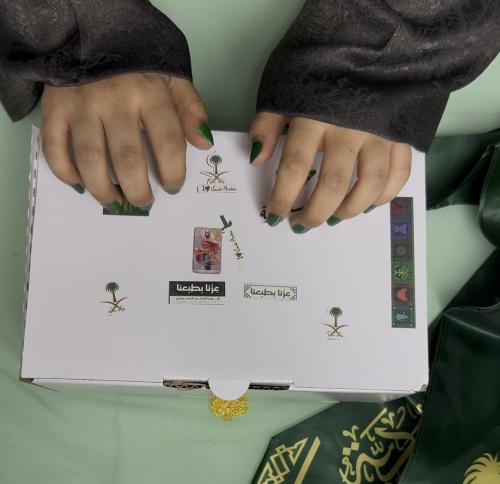 بوكس ترتمنت لافي كاتشي للعنايه بالشعر الكميه محدود...