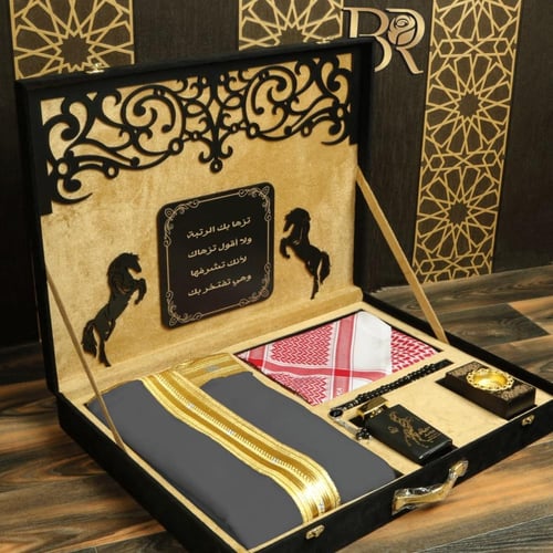 بوكس ملكي وبشت هدايا فخمه لكل المناسبات موديل AL25...