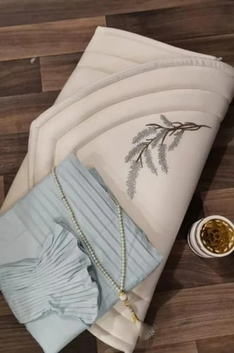 طقم صلاه نسائي سجاده طبي مع شرشف ومبخره وسبحه