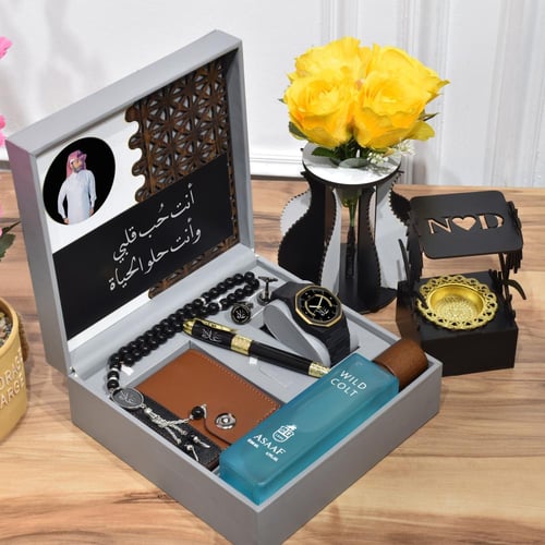 هدايا العيد طقم رجالي مع عطر تصميم انيق مديل NM-45...