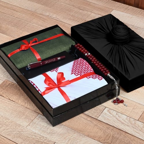 هدايا رجالية فاخرة قماش وشماغ تصميم حسب الطلب مديل...