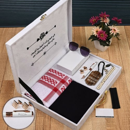 بوكسات هدايا رجالية فاخرة قماش مع شماغ وإكسسوارات...