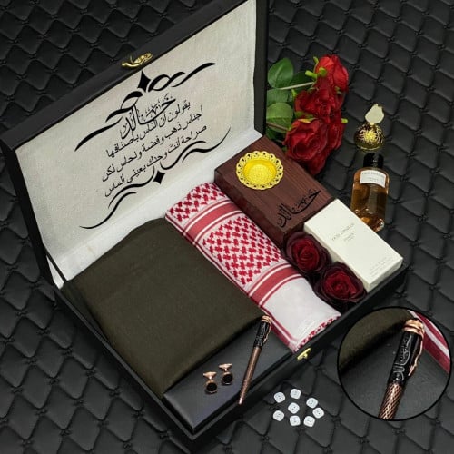 بوكسات رجالية راقية بالإسم وكتابة عبارة إهداء حسب...