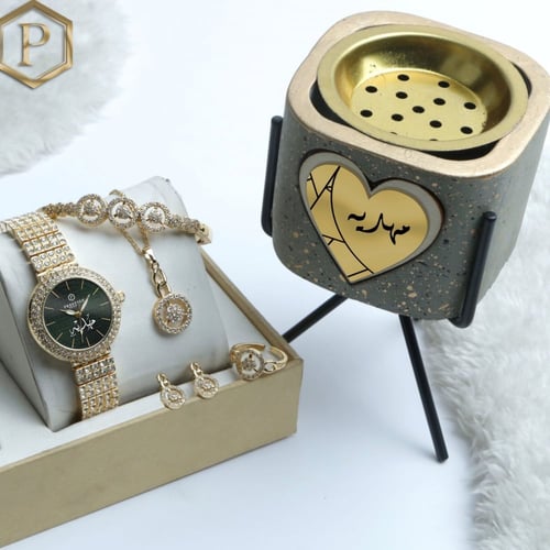 طقم هدايا نسائية ساعة مع مبخرة واكسسوارت تصميم حسب...
