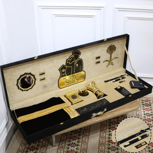 بكس ملكي تخرج العسكرية فاخر بشت مع برواز رتبه العس...