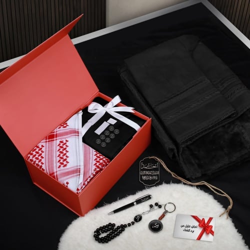 هدايا رجالي بوكس شتوي فروه و قماش وشماغ و عباره من...