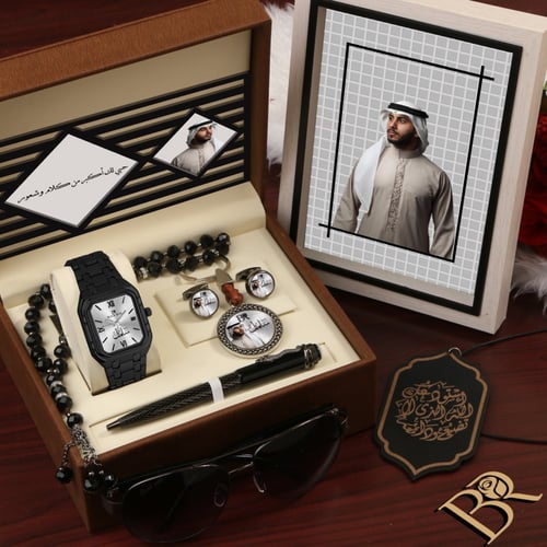 طقم رجالي ساعة راقي تصميم الاسم حسب الطلب الموديل...