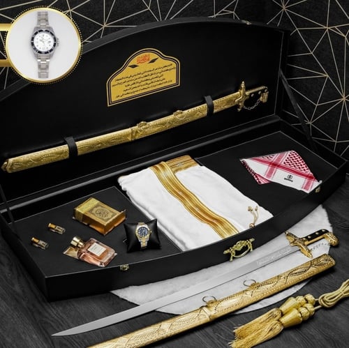 هدايا رجالية بشت ملكي مع سيف وصندوق راقي تصميم حسب...