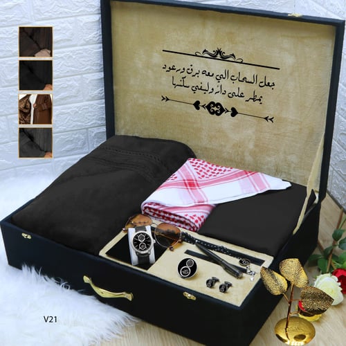 افضل هدية شتوي رجالية مع فروة تصميم جديد حسب الطلب...