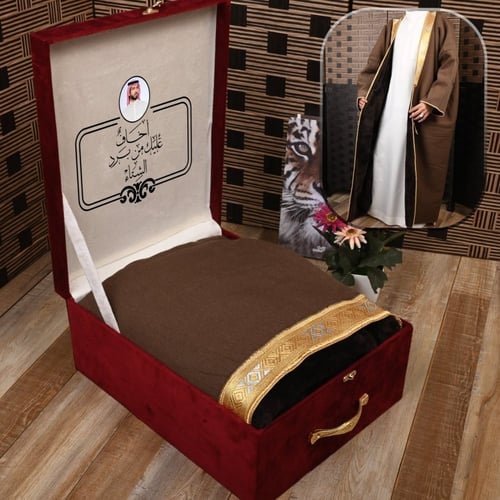 هدايا بوكس ملكي رجالي شتوي فروه وبر صوره و عباره م...