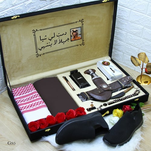 هدايا رجالي بوكس ملكي شتوي مع شوز و قماش وشماغ و ع...