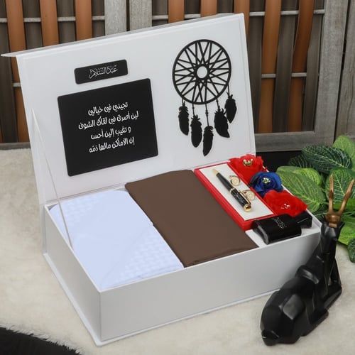 اطقم رجالية هدايا قماش وشماغ تصميم حسب الطلب موديل...