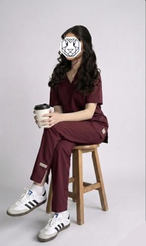 MAROON SCRUB