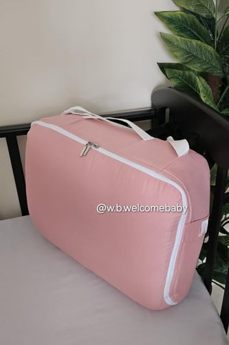 سرير متنقل /مخدة راس /حقيبه صغيره /لحاف