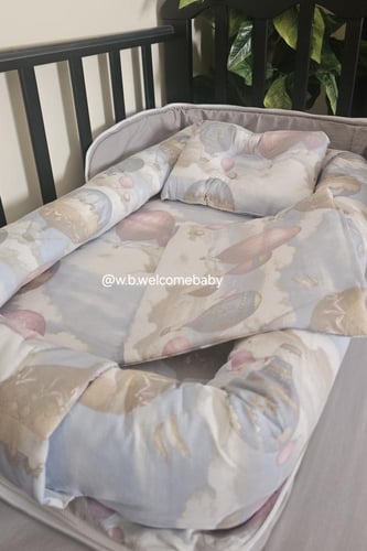 سرير متنقل /مخدة راس /حقيبه صغيره