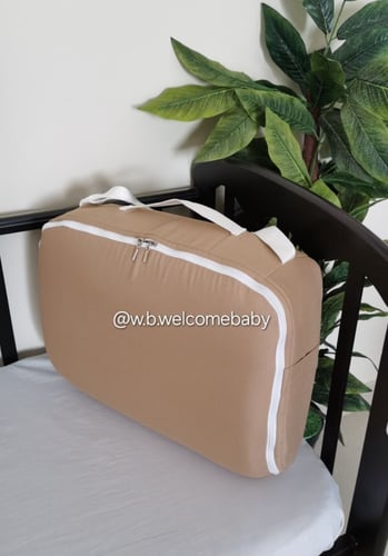 سرير متنقل/مخدة راس /حقيبه صغيره