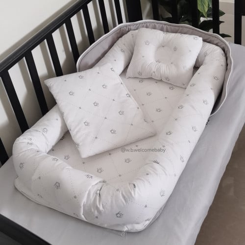 سرير متنقل/مخده راس/حقيبه صغيره