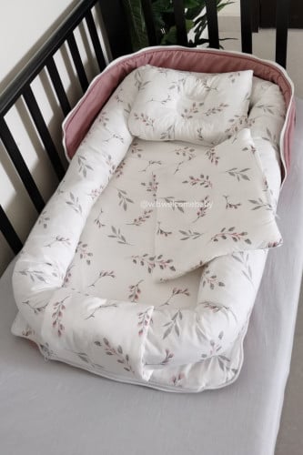 سرير متنقل/مخده راس/حقيبه صغيره