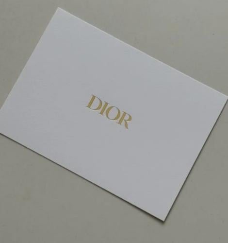 كرت ديور ذهبي