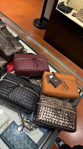 بوتيقا جوتي | BOTTEGA GIOTTI