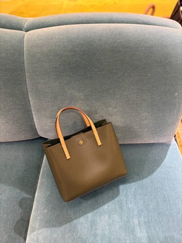 TORY BURCH| توري بورش