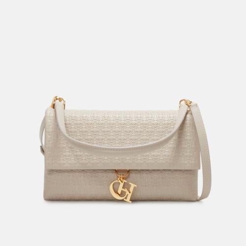 كارولينا هريرا | CH - وسط