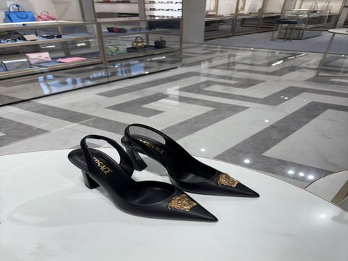 فرزاتشي | VERSACE