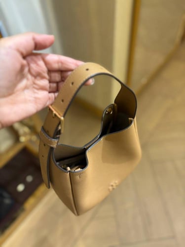 TORY BURCH| توري بورش