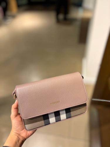 بربري | BERBERRY