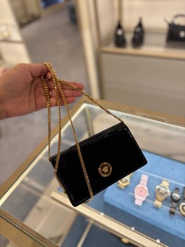 فرزاتشي | VERSACE