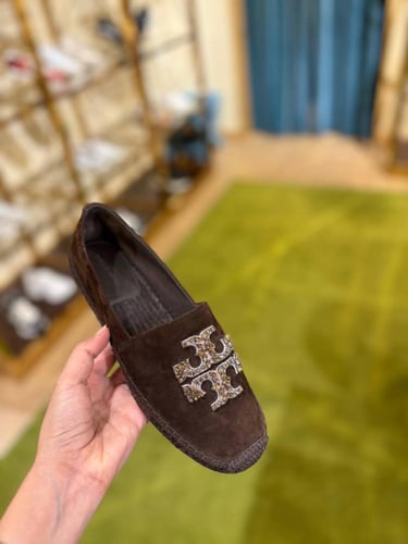 TORY BURCH| توري بورش