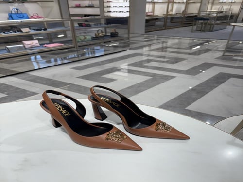 فرزاتشي | VERSACE