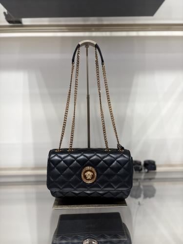 فرزاتشي | VERSACE