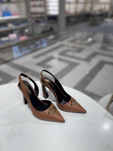 فرزاتشي | VERSACE