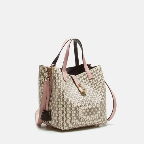 كارولينا هريرا | CAROLINA HERRERA