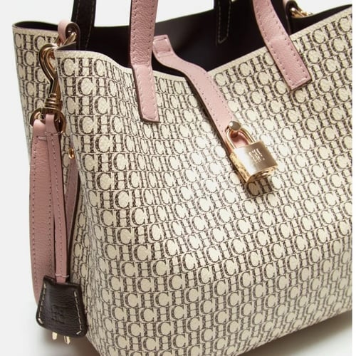 كارولينا هريرا | CAROLINA HERRERA