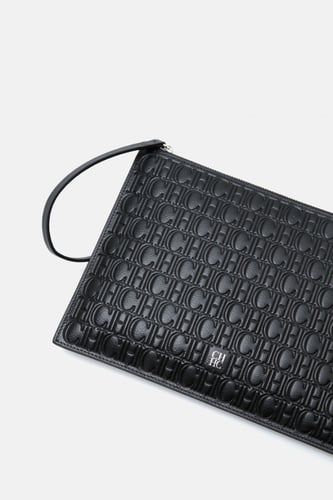 كارولينا هريرا | CH - وسط