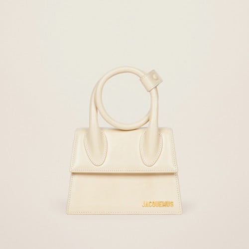 جاكموس | JACQUEMUS