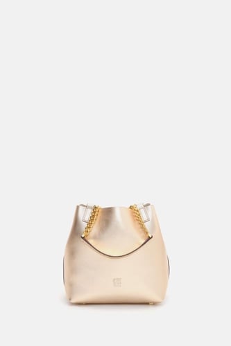 كارولينا هريرا | CAROLINA HERRERA