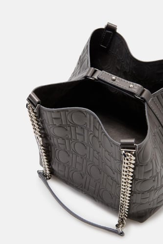 كارولينا هريرا | CAROLINA HERRERA