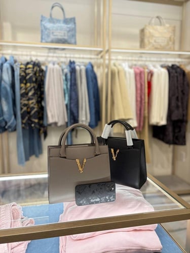 فرزاتشي | VERSACE