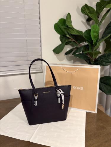 مايكل كورس MK